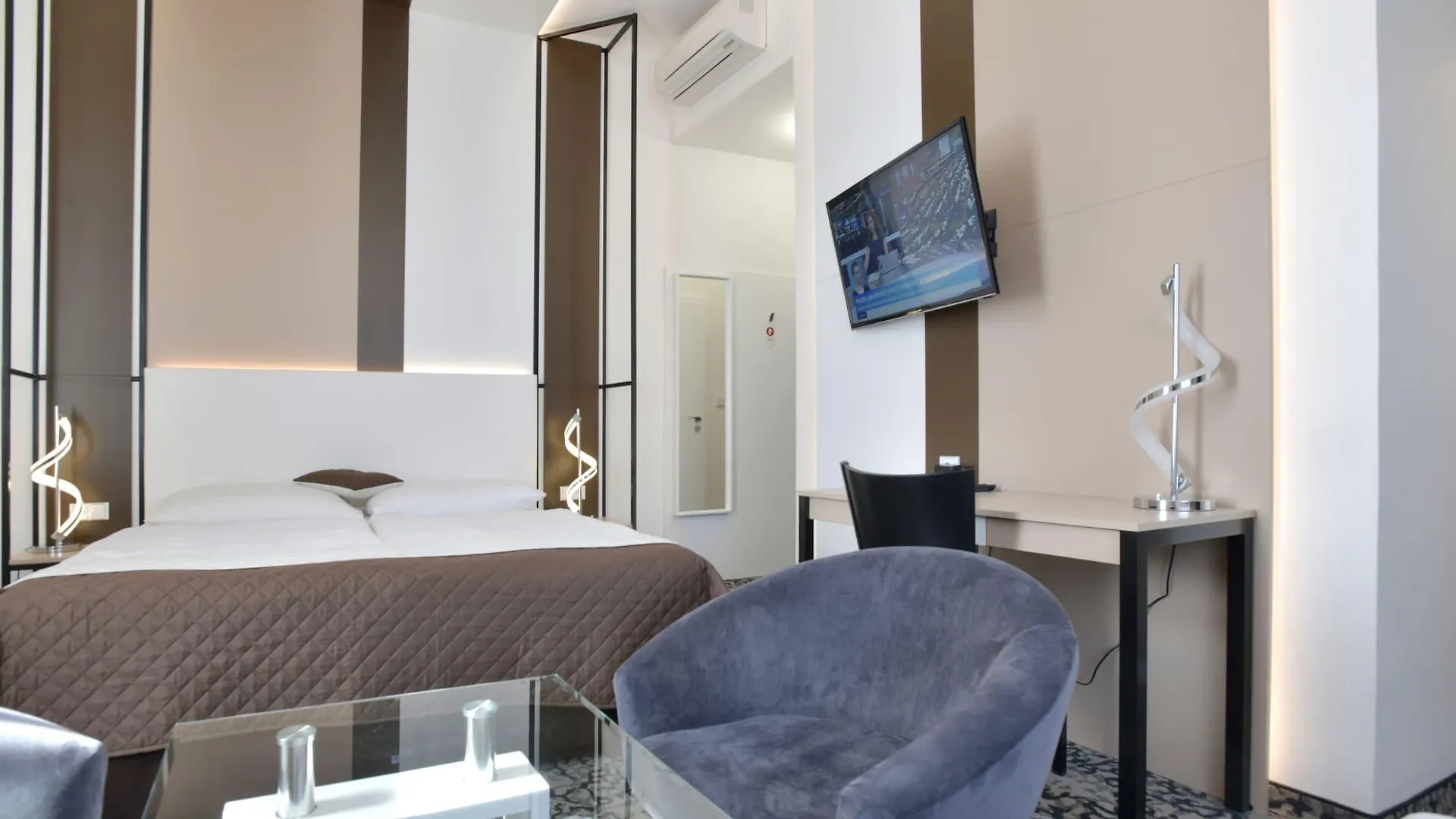 ***  Machova Hotel Prague Czech Republic